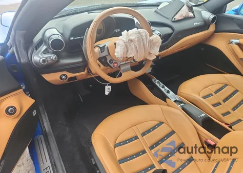 2022 Ferrari F8 Tributo из США, поврежденный, VIN ZFF92LLA2N0272257